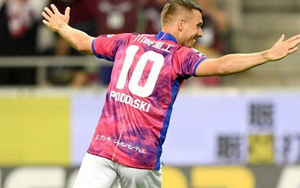 Podolski yeni takımında süper başladı