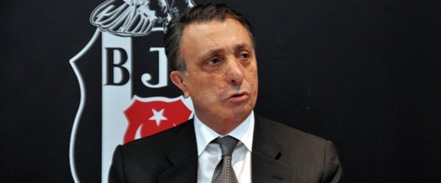 Ahmet Nur Çebi trafik kazası geçirdi