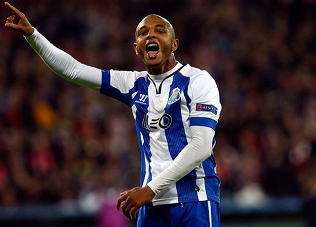 Brahimi’nin menajerinden Beşiktaş açıklaması!