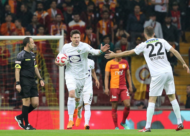 Galatasaray’a kupada büyük şok!