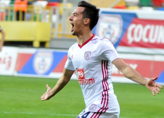 İşte Başakşehir’in ilk transferi!