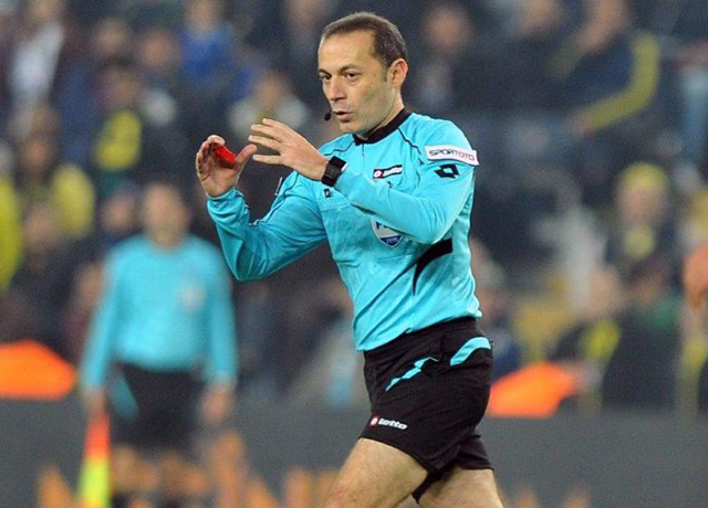 Juventus-Real Madrid maçını Cüneyt Çakır yönetecek!