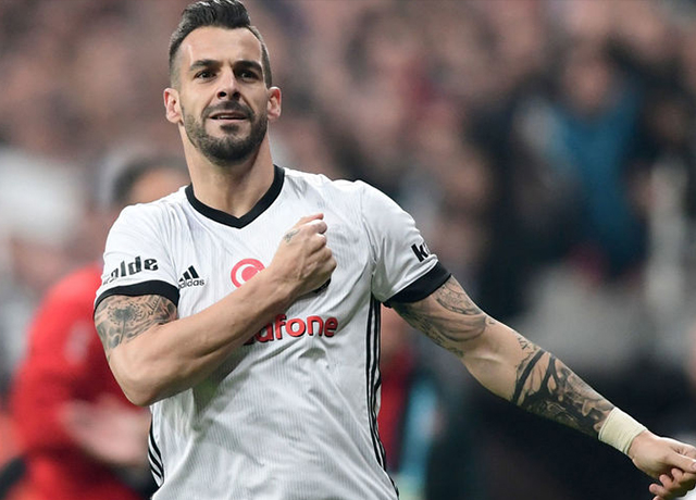 Beşiktaş’ta Alvaro Negredo sezonu kapattı!