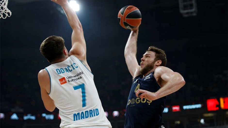 Melli’den tarihi rekor!