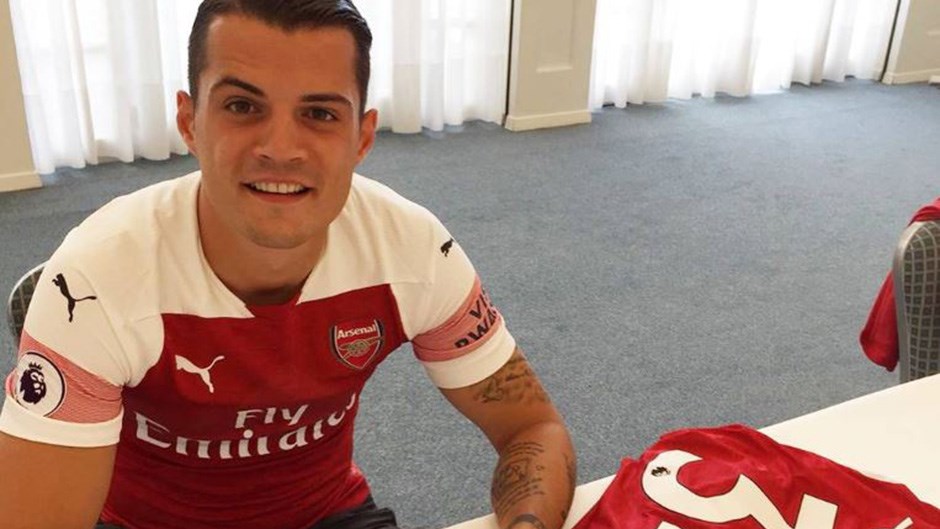 Arsenal, Xhaka’nın sözleşmesini uzattı