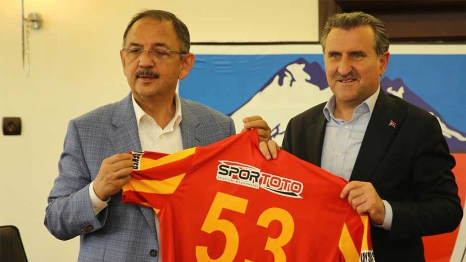 Bakan Bak: “Sporun gücü terörü yenecektir”