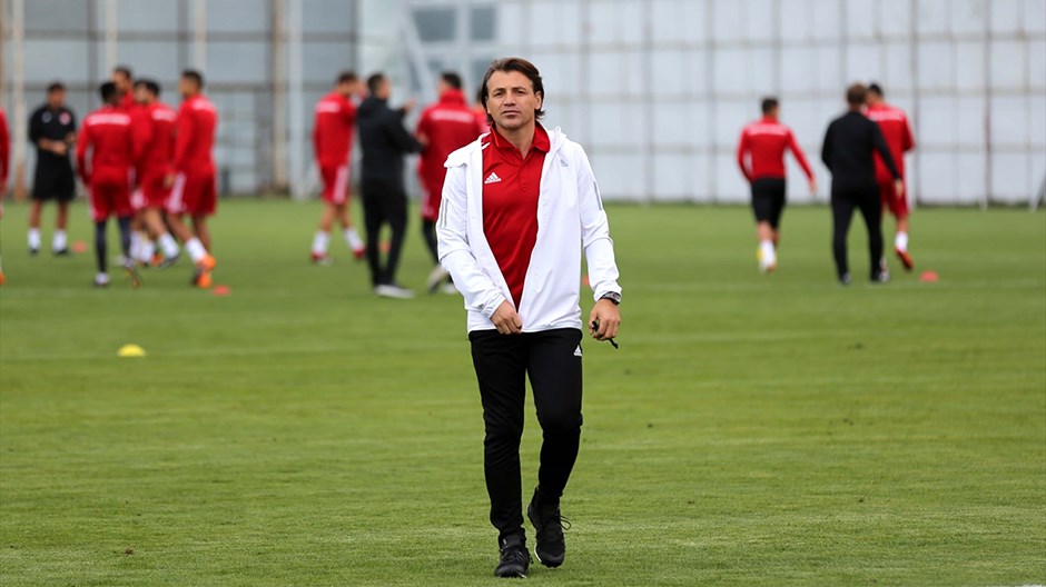 “Yabancı konusunu tartışan hep aynı teknik adamlar”