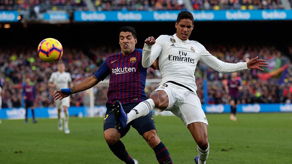 Real Madrid’e Varane’dan kötü haber!