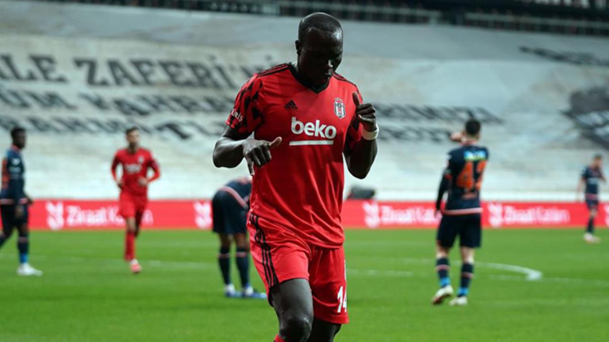 Vincent Aboubakar’ın Başakşehir maçında gösterdiği performans taraftarlardan övgü aldı