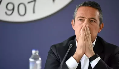 Kadıköy’de Ali Koç’a büyük tepki